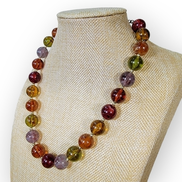 Jewel tone multi color necklace - Picture 14 of 14